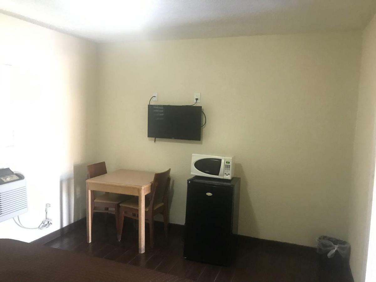 All 8 Motel Long Beach Bagian luar foto