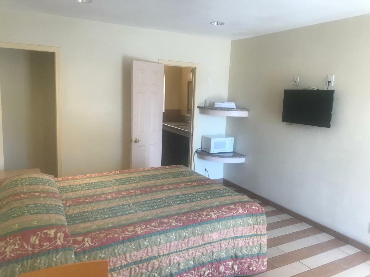 All 8 Motel Long Beach Bagian luar foto